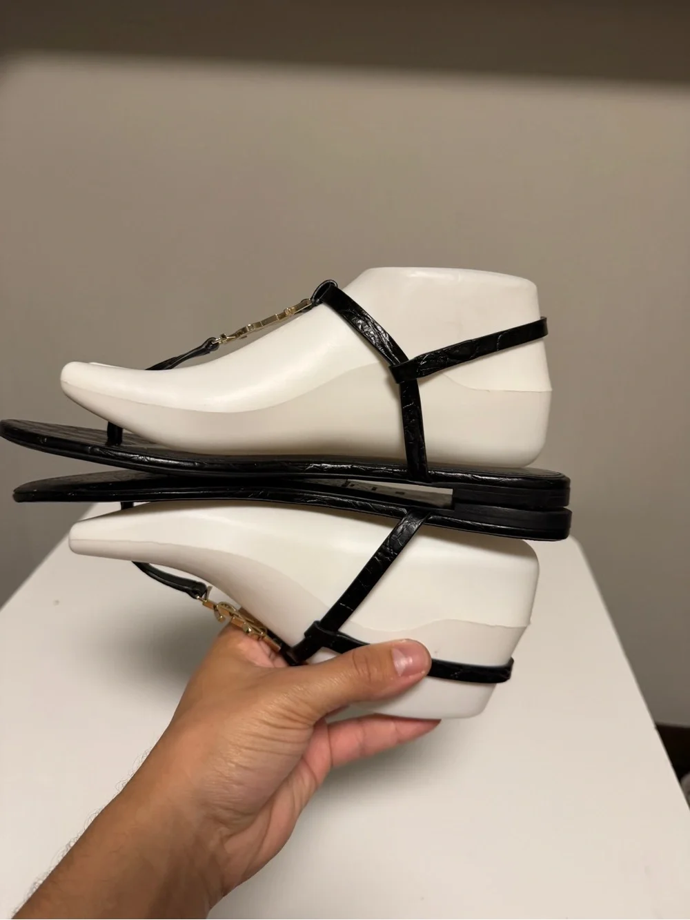 Saint Laurent YSL Logo Cassandra Black Leather Thong Flat Sandal EU 39.5 US 9.5